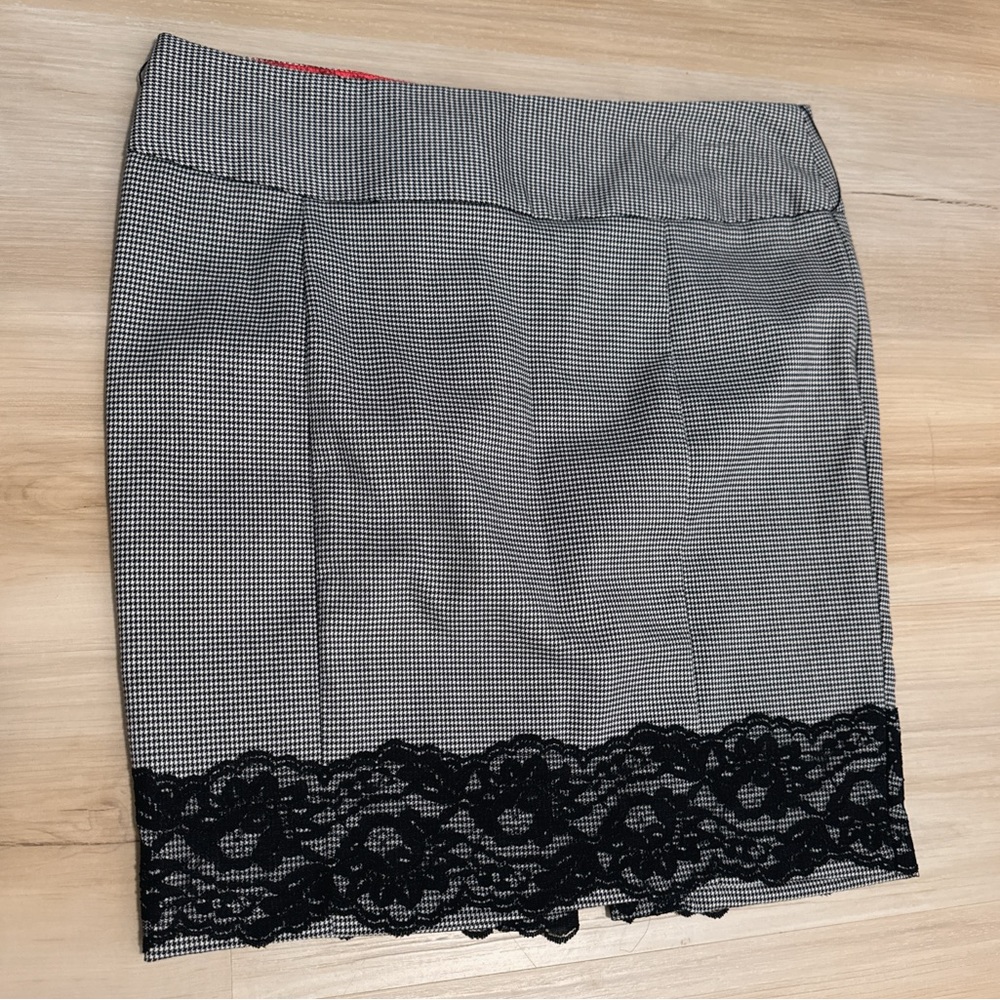 Charlotte Russe Houndstooth Pencil Skirt size 10